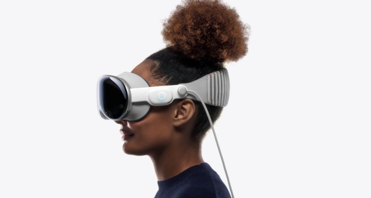 Apple vision pro virtual reality headset