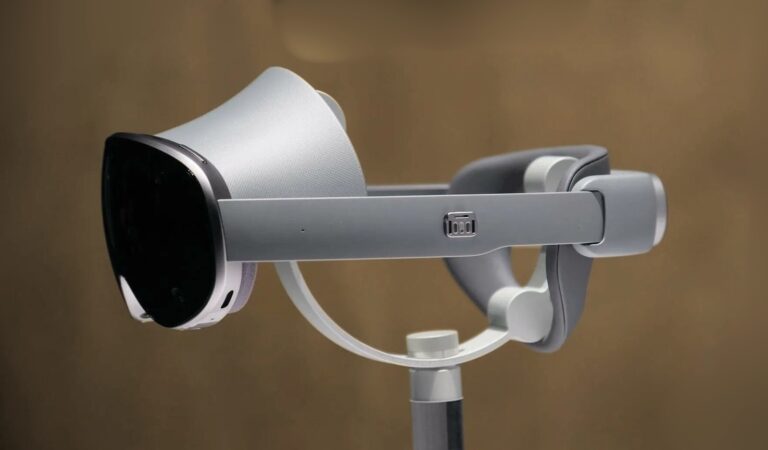 Samsung Galaxy XR Headset